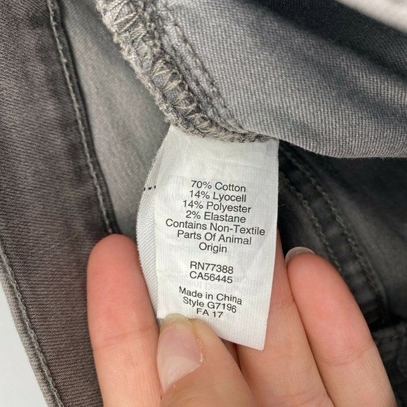 Madewell 9" High Rise Skinny Fit Jeans Womens Size 26 Stretch Raw Hem Denim Gray - Picture 6 of 12